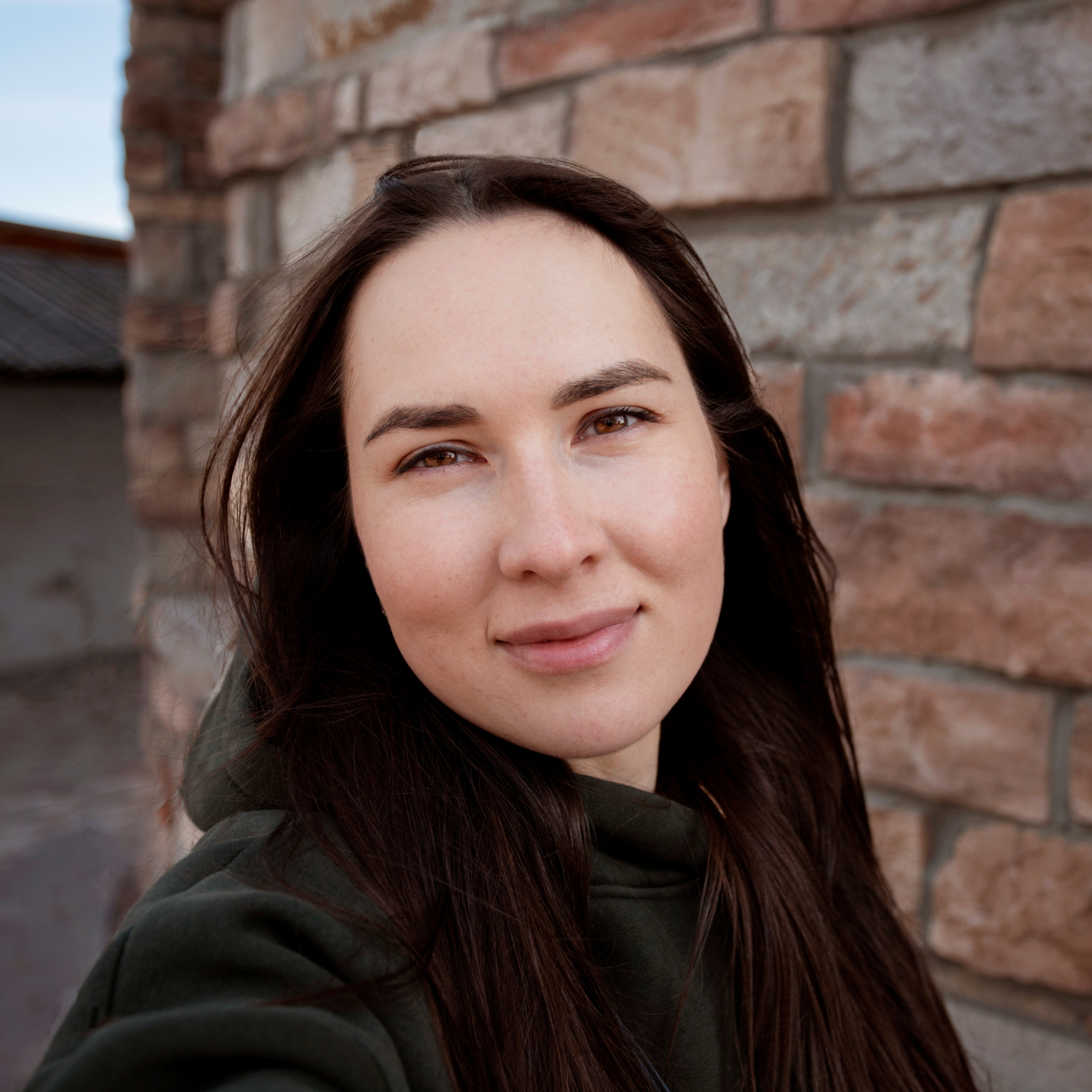 Laura V.